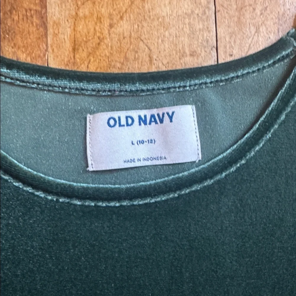 Old Navy charming green